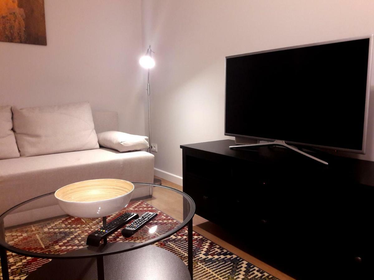 Modern & Quiet In Royal Wilanow With Netflix Apartment Warsaw Luaran gambar